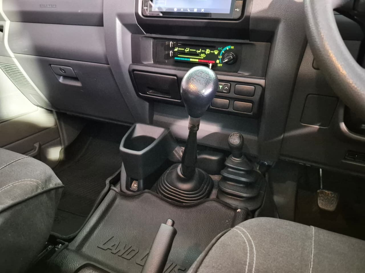 2023 Toyota Land Cruiser, image 9 of 16
