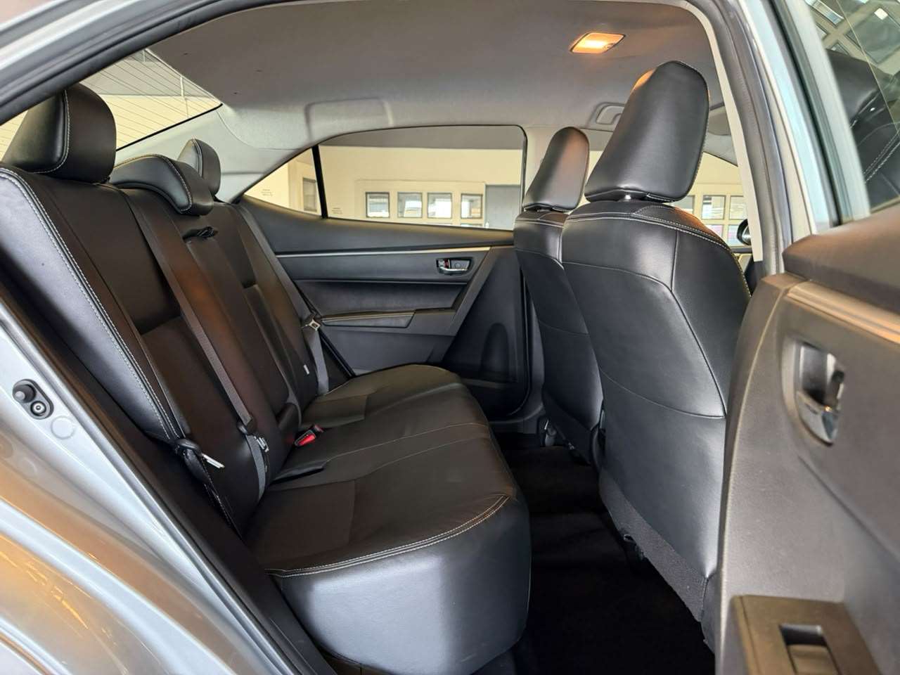 2020 Toyota Corolla Quest, image 10 of 16