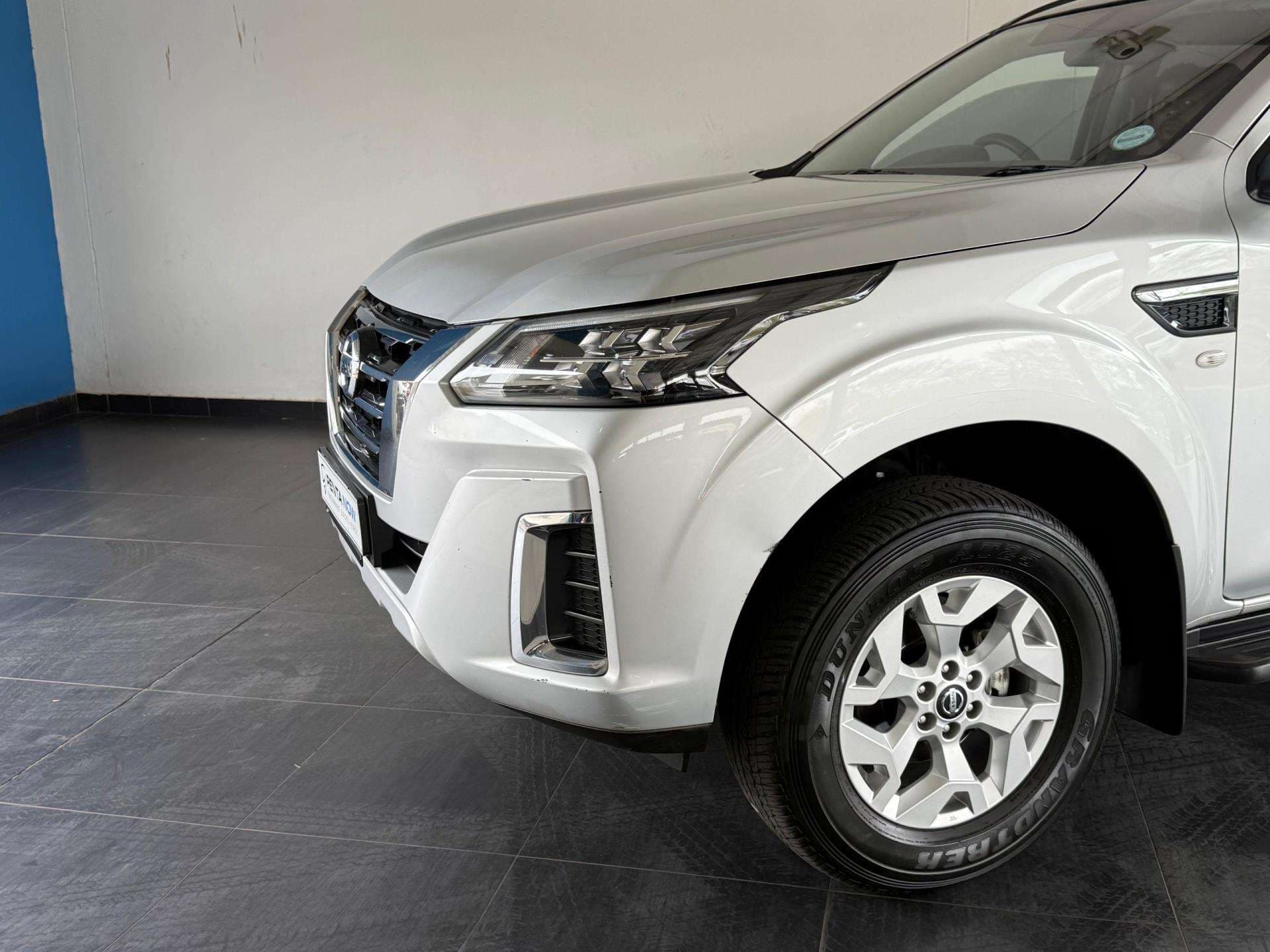 2022 Nissan Terra, image 10 of 16