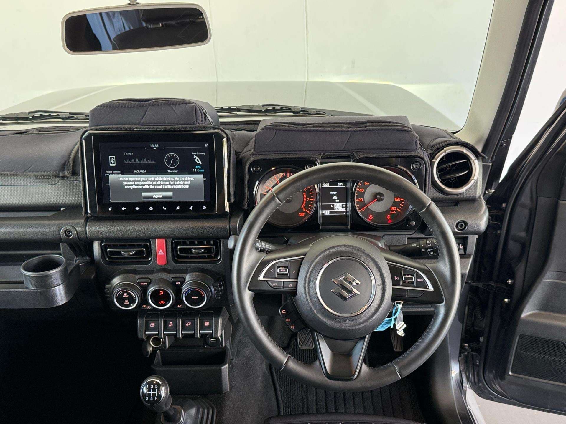 2025 Suzuki Jimny, image 11 of 16