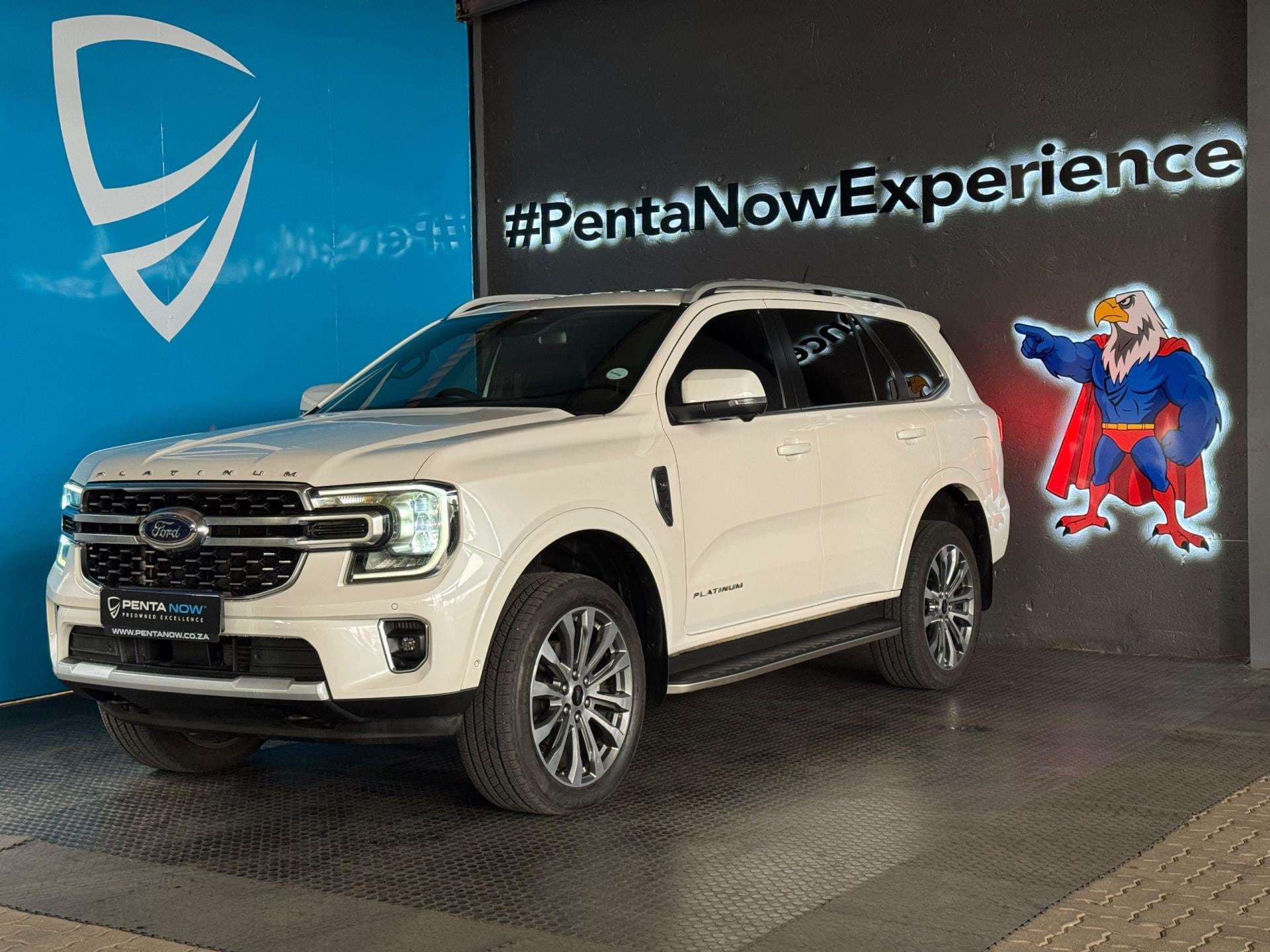 2023 Ford Everest, image 3 of 16