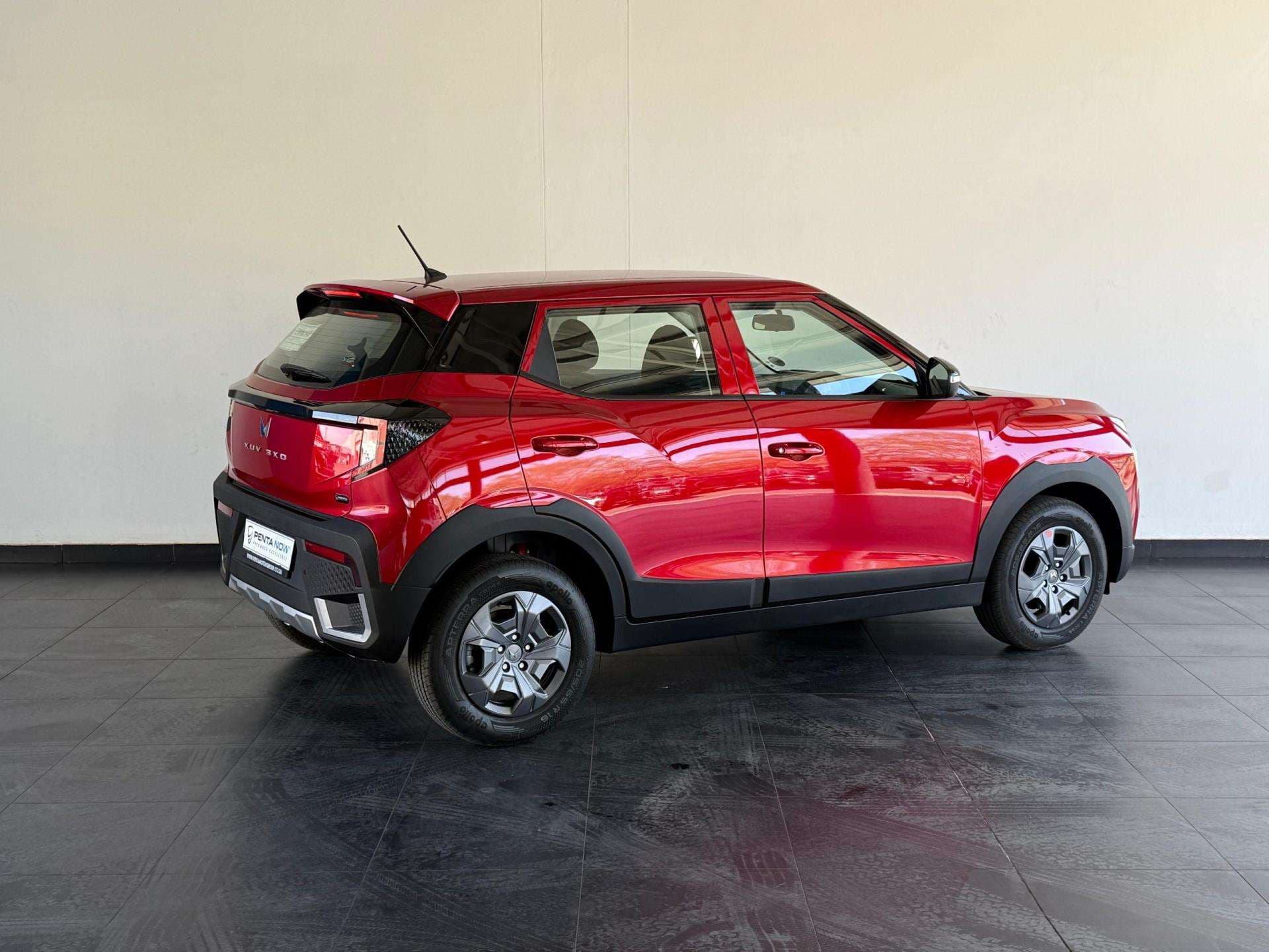2026 Mahindra Xuv3x0, image 6 of 16