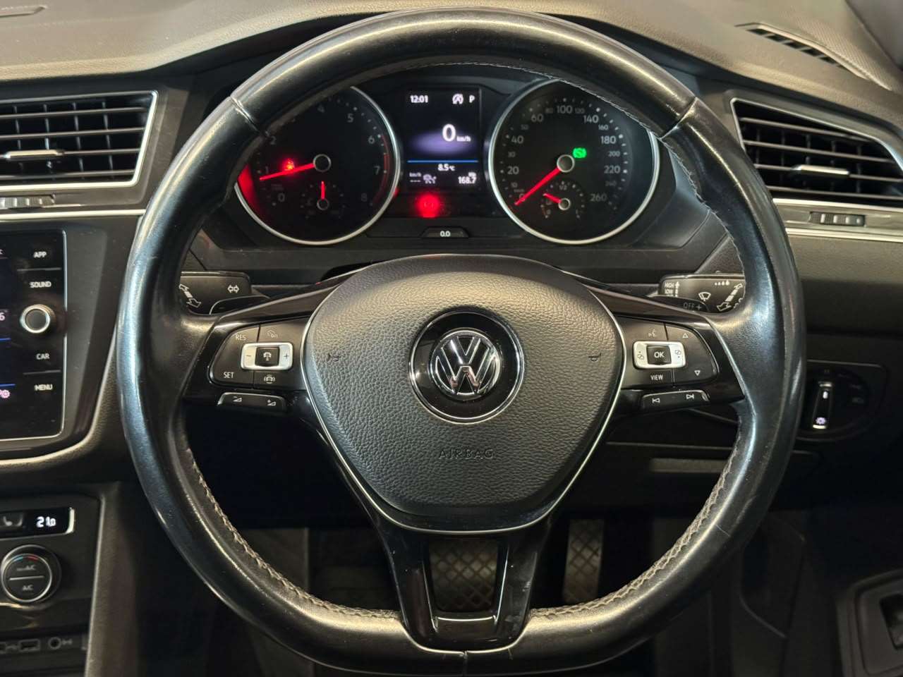 2019 Volkswagen Tiguan Allspace, image 12 of 13