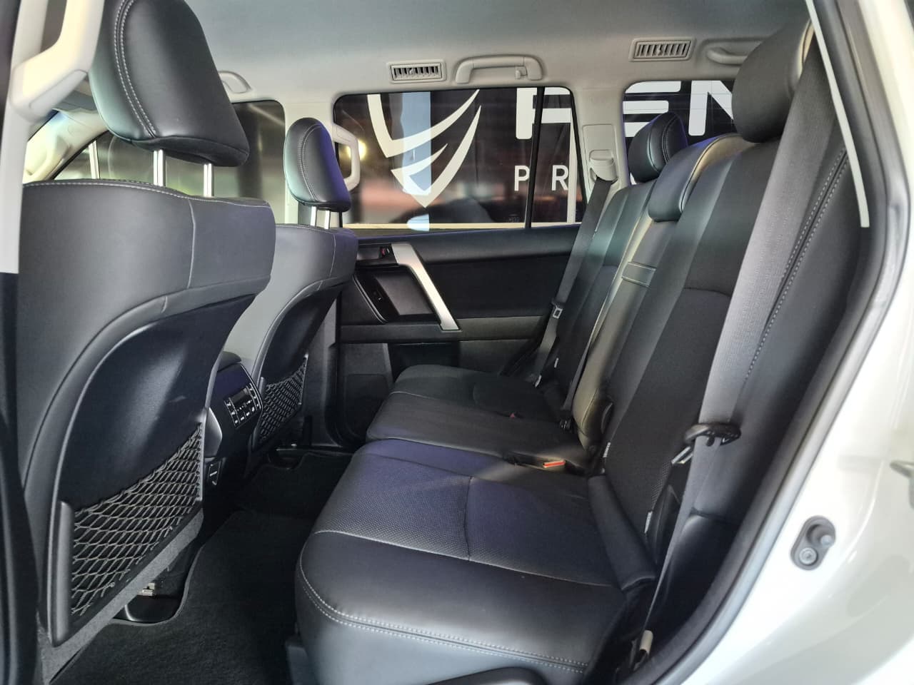 2022 Toyota Prado, image 12 of 16