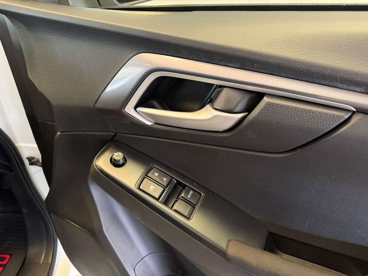 2024 Isuzu D-max, image 10 of 16
