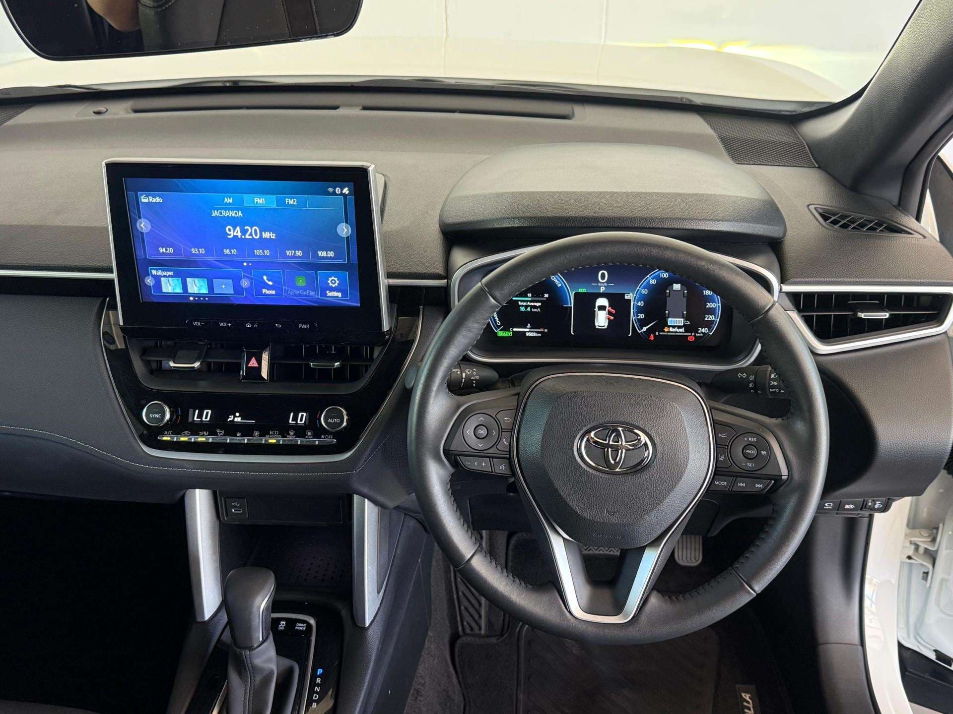 2025 Toyota Corolla Cross, image 11 of 16