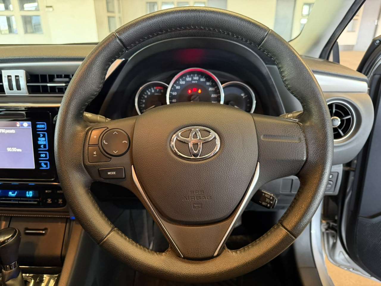 2020 Toyota Corolla Quest, image 15 of 16