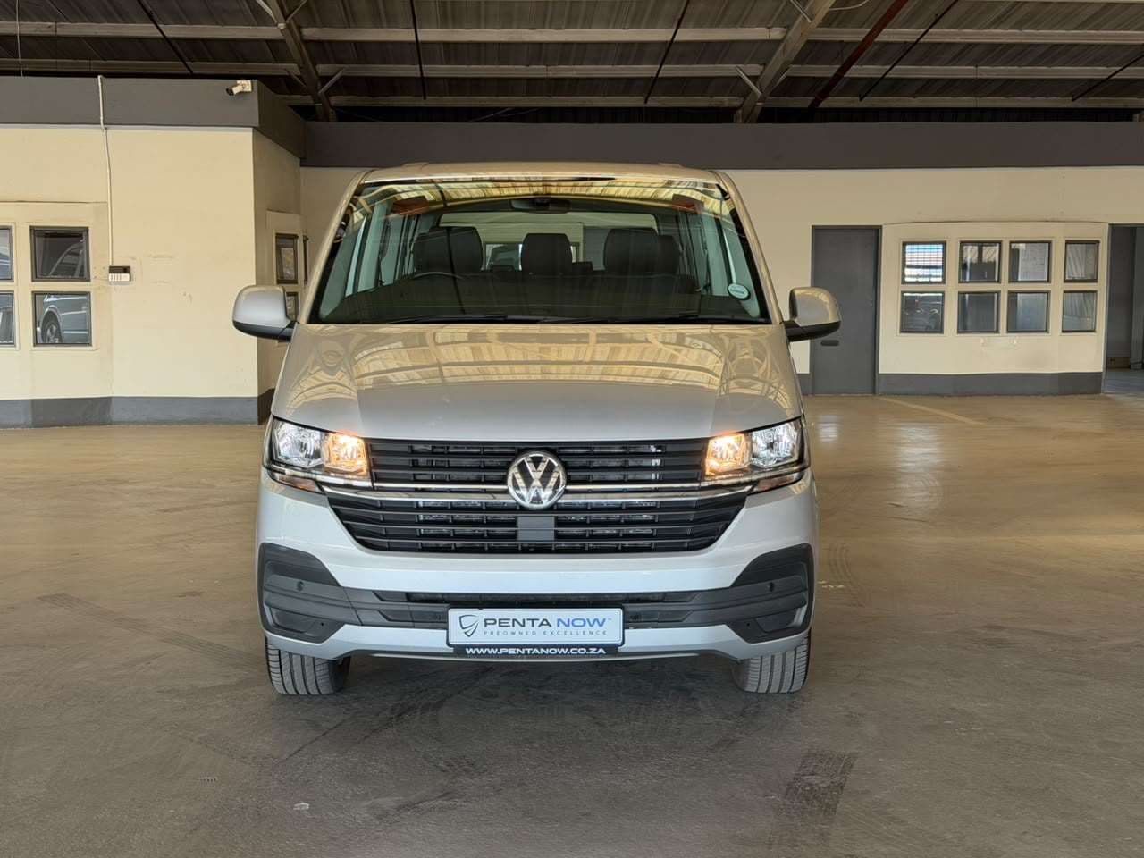 2022 Volkswagen T6.1 Kombi, image 8 of 16