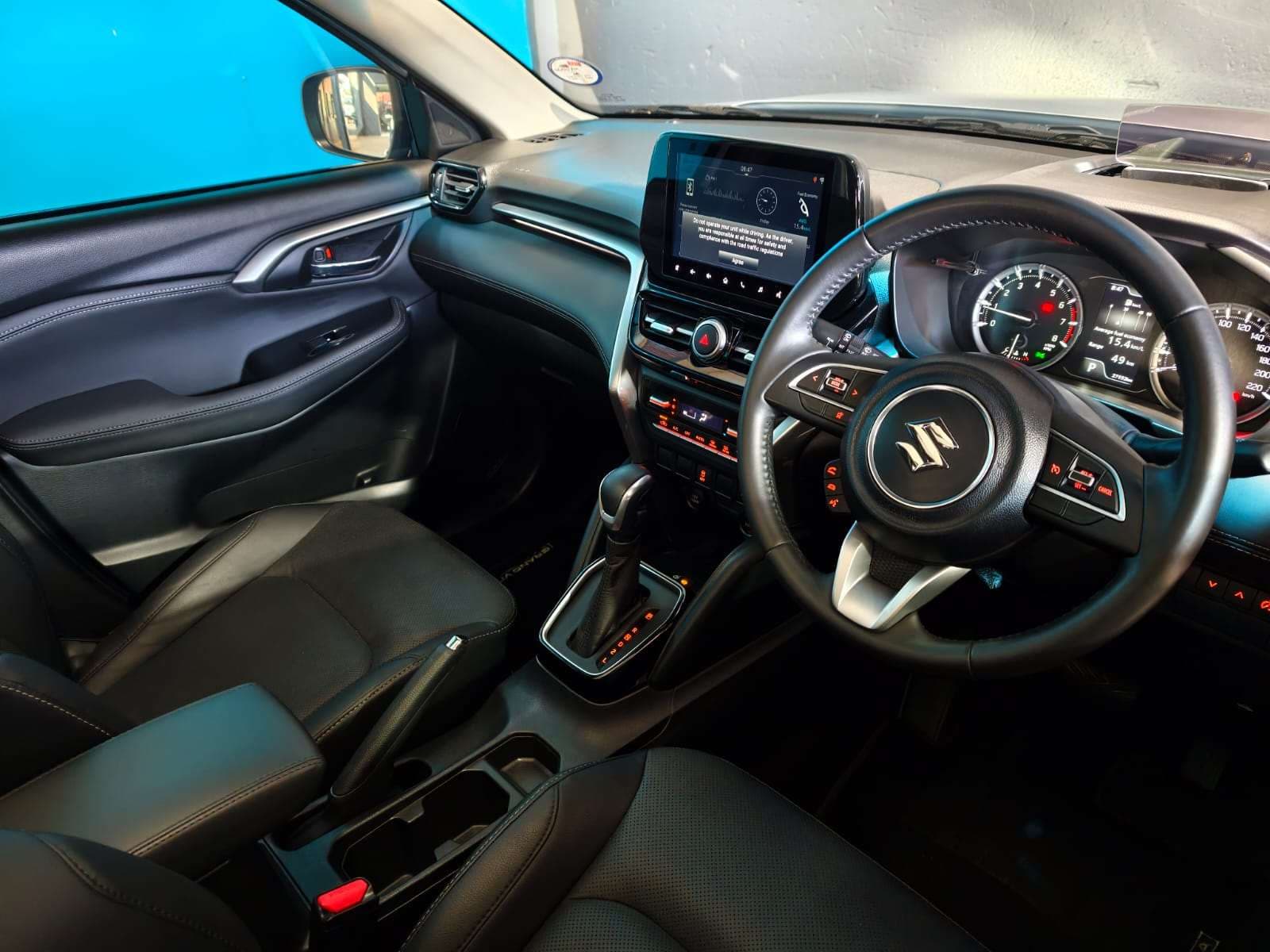 2025 Suzuki Grand, image 6 of 14