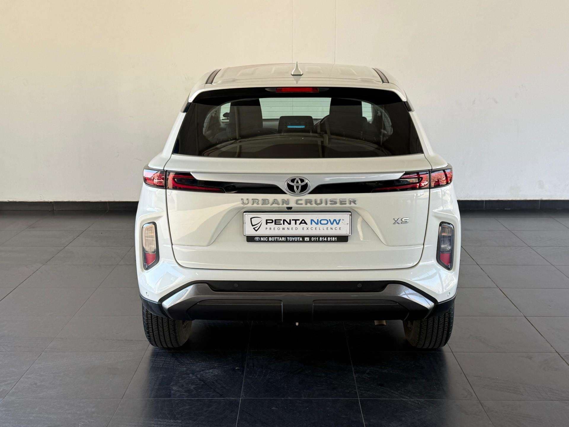 2025 Toyota Urban Cruiser, image 7 of 16