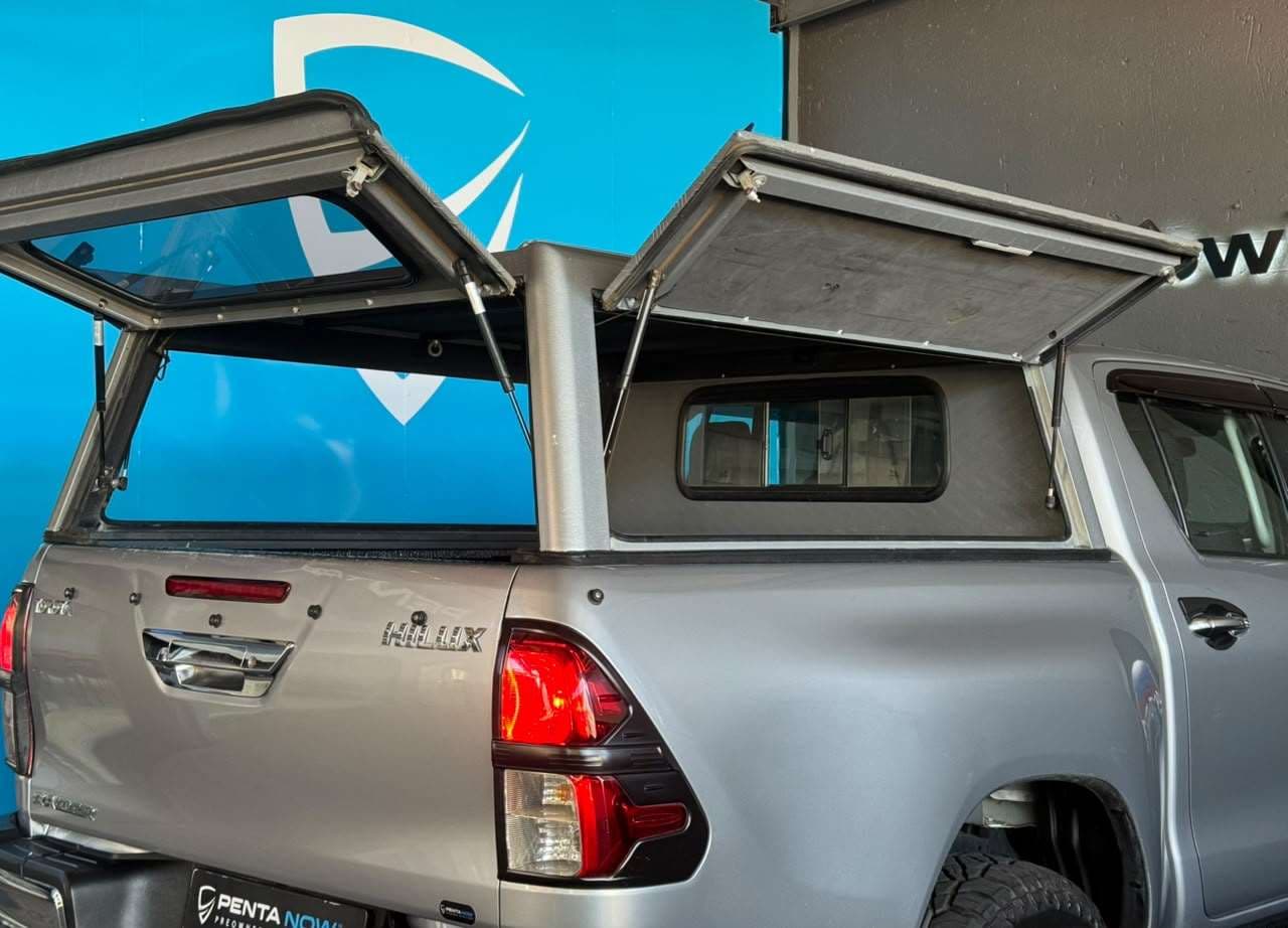 2017 Toyota Hilux, image 6 of 16