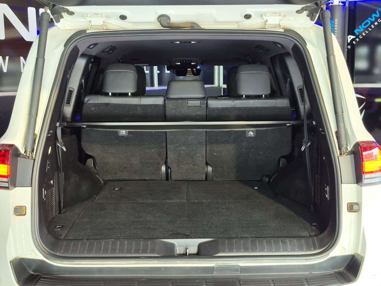 2022 Toyota Land Cruiser 300, image 15 of 16