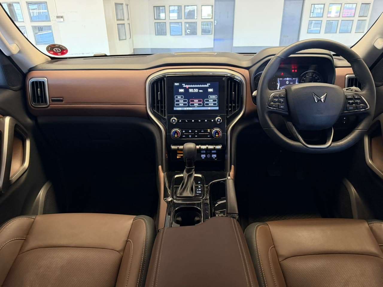 2026 Mahindra Scorpio Suv, image 14 of 16