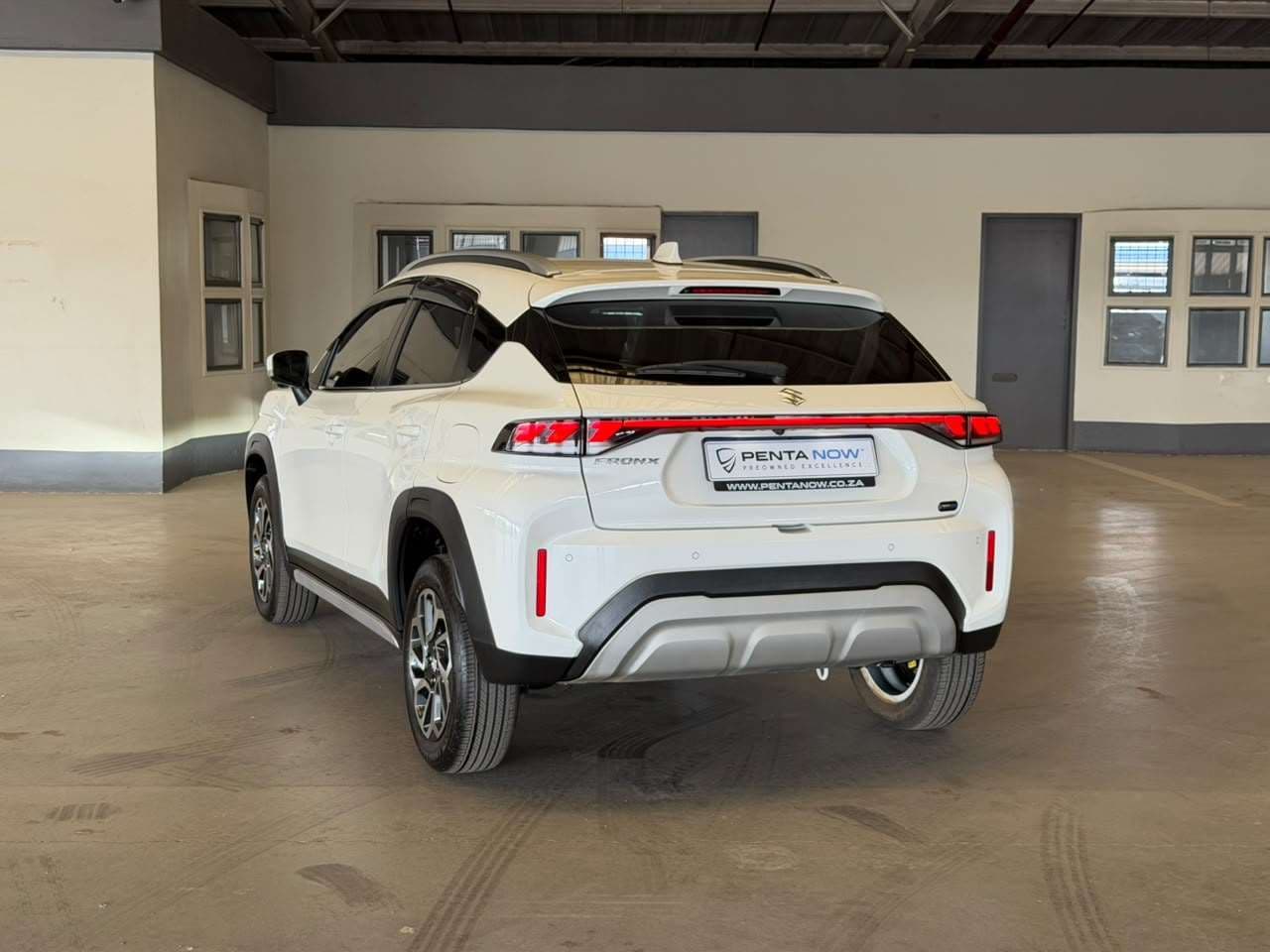 2025 Suzuki Fronx, image 3 of 16