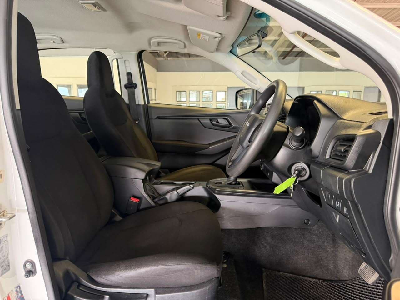 2024 Isuzu D-max, image 11 of 16