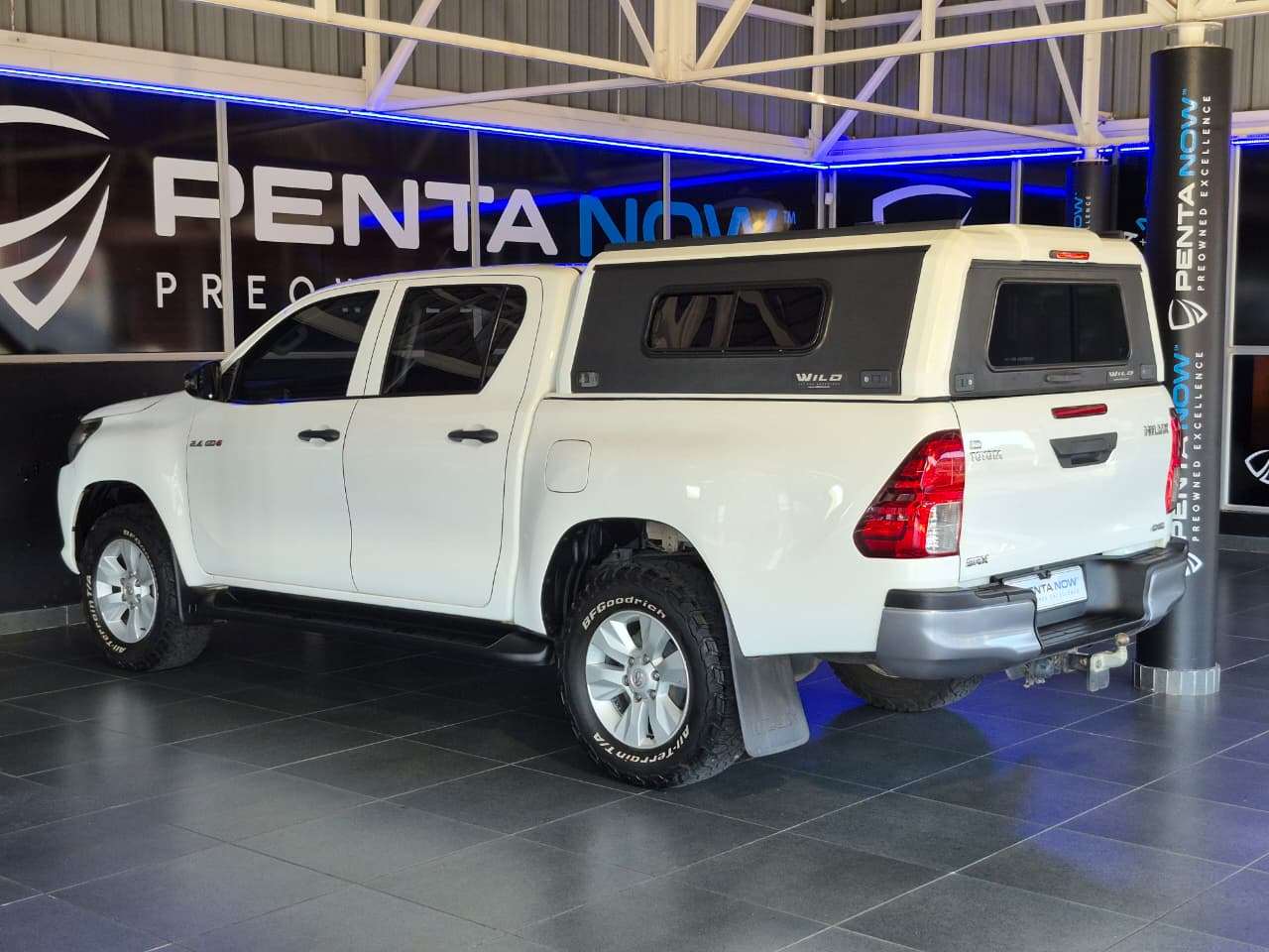 2018 Toyota Hilux, image 4 of 16