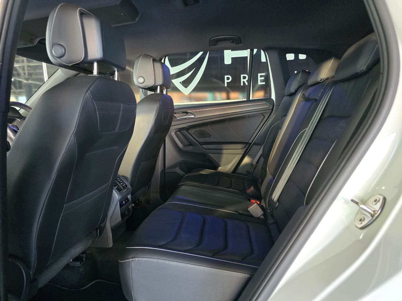 2023 Volkswagen Tiguan, image 14 of 16