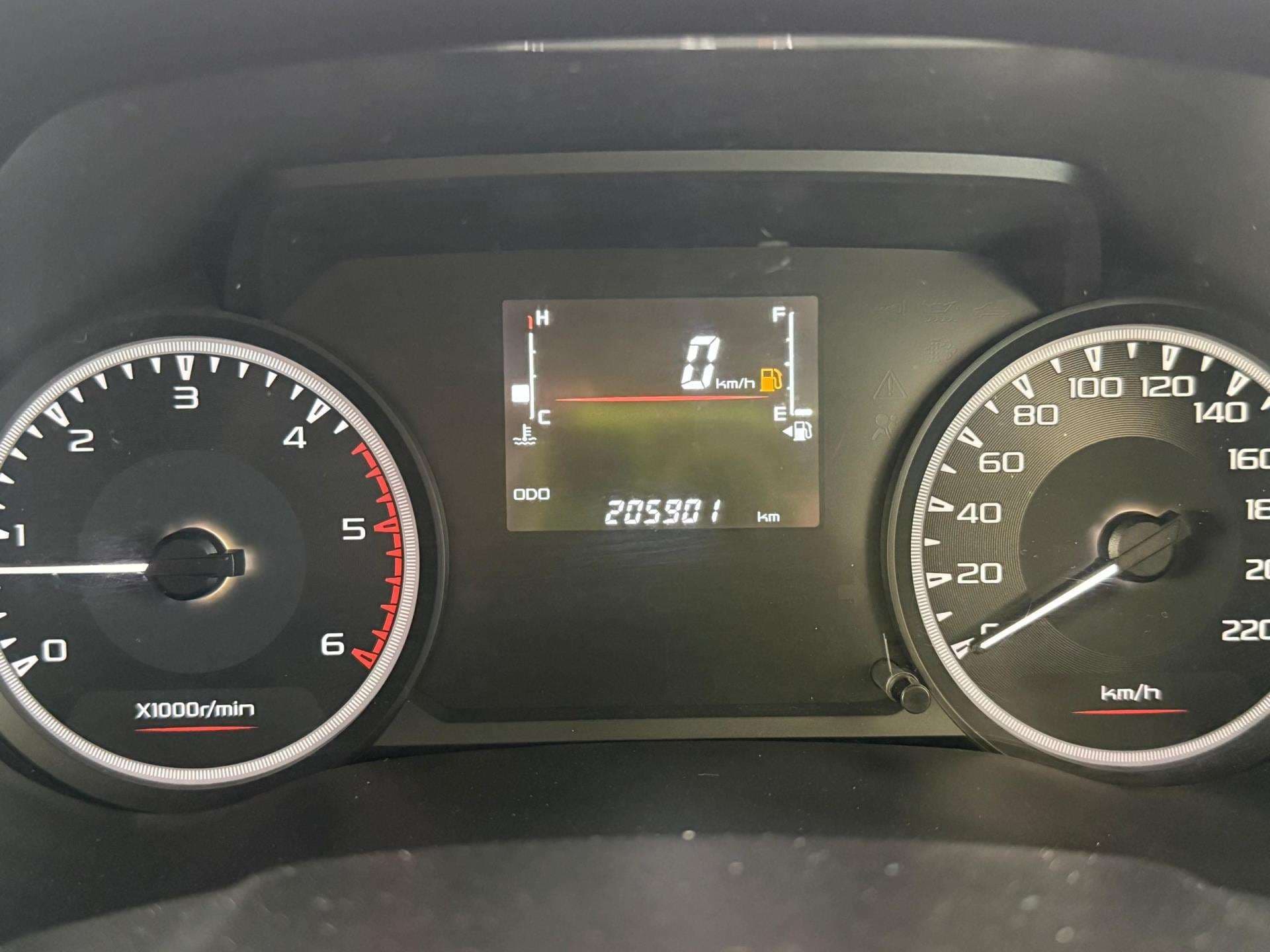 2023 Isuzu D-max, image 12 of 16