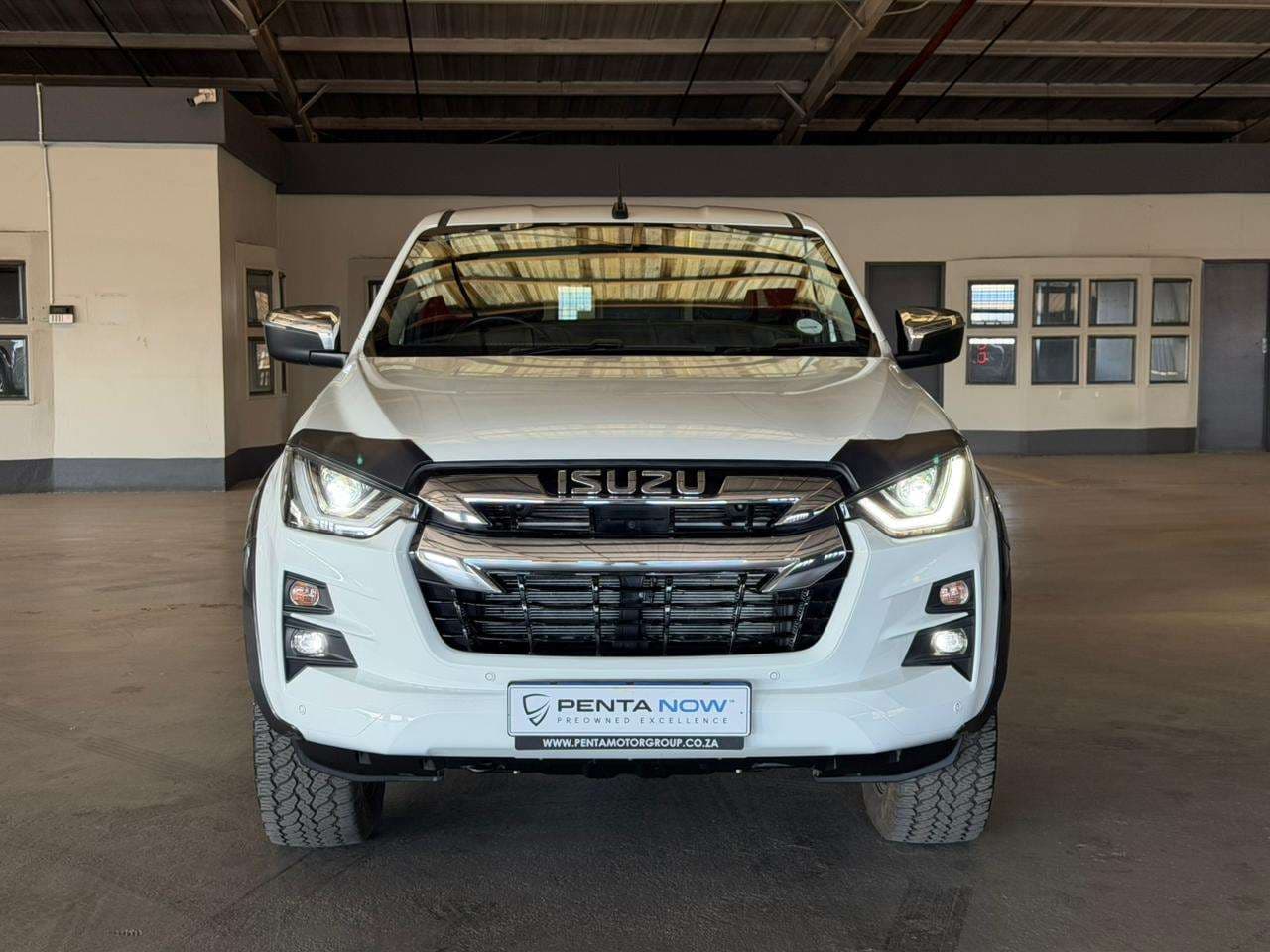 2024 Isuzu D-max, image 8 of 16