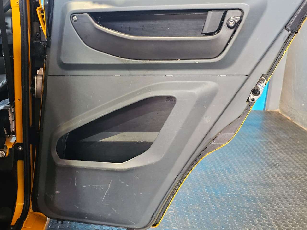 2025 Bajaj Qute, image 14 of 15