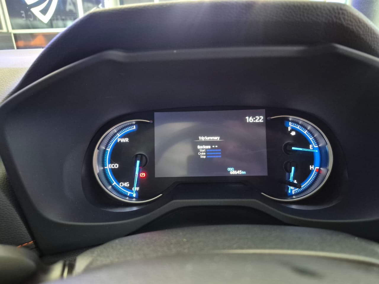 2023 Toyota Rav 4, image 10 of 16