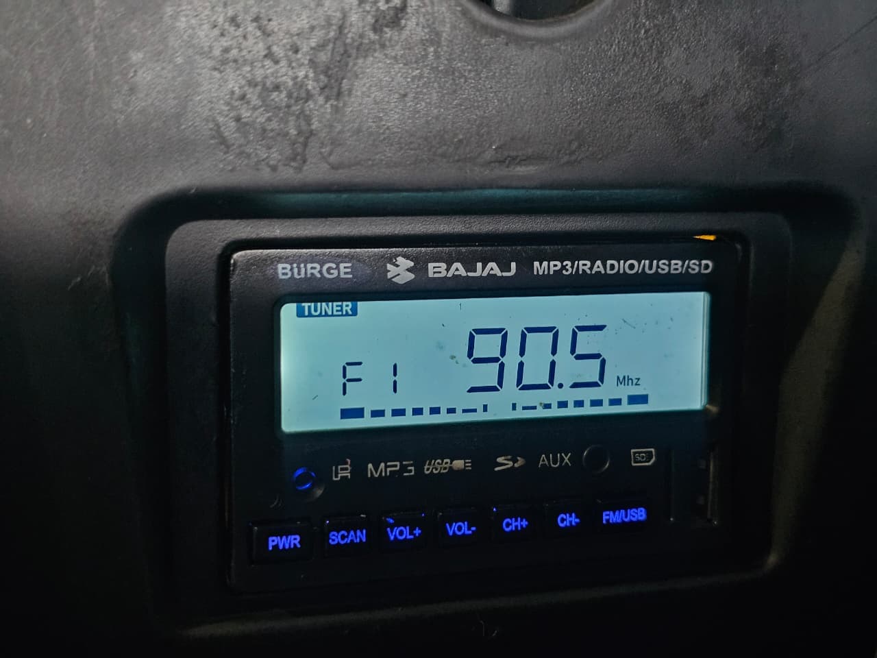 2025 Bajaj Qute, image 10 of 15