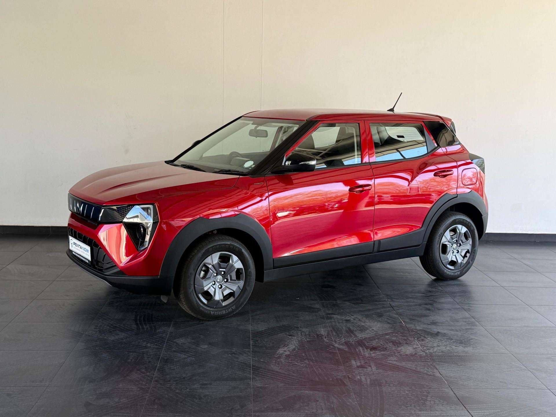 2026 Mahindra Xuv3x0, image 1 of 16