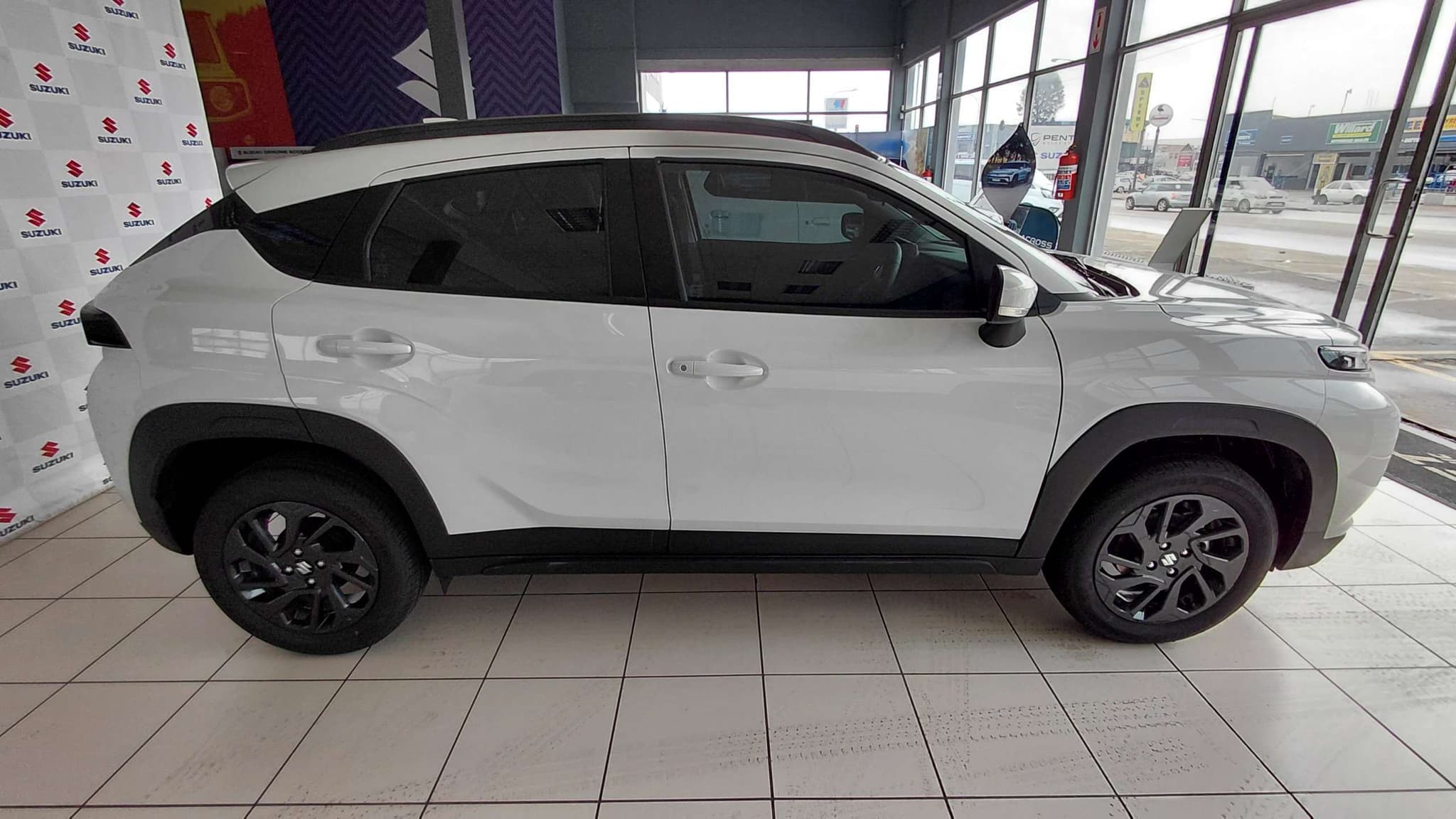 2026 Suzuki Fronx, image 2 of 8
