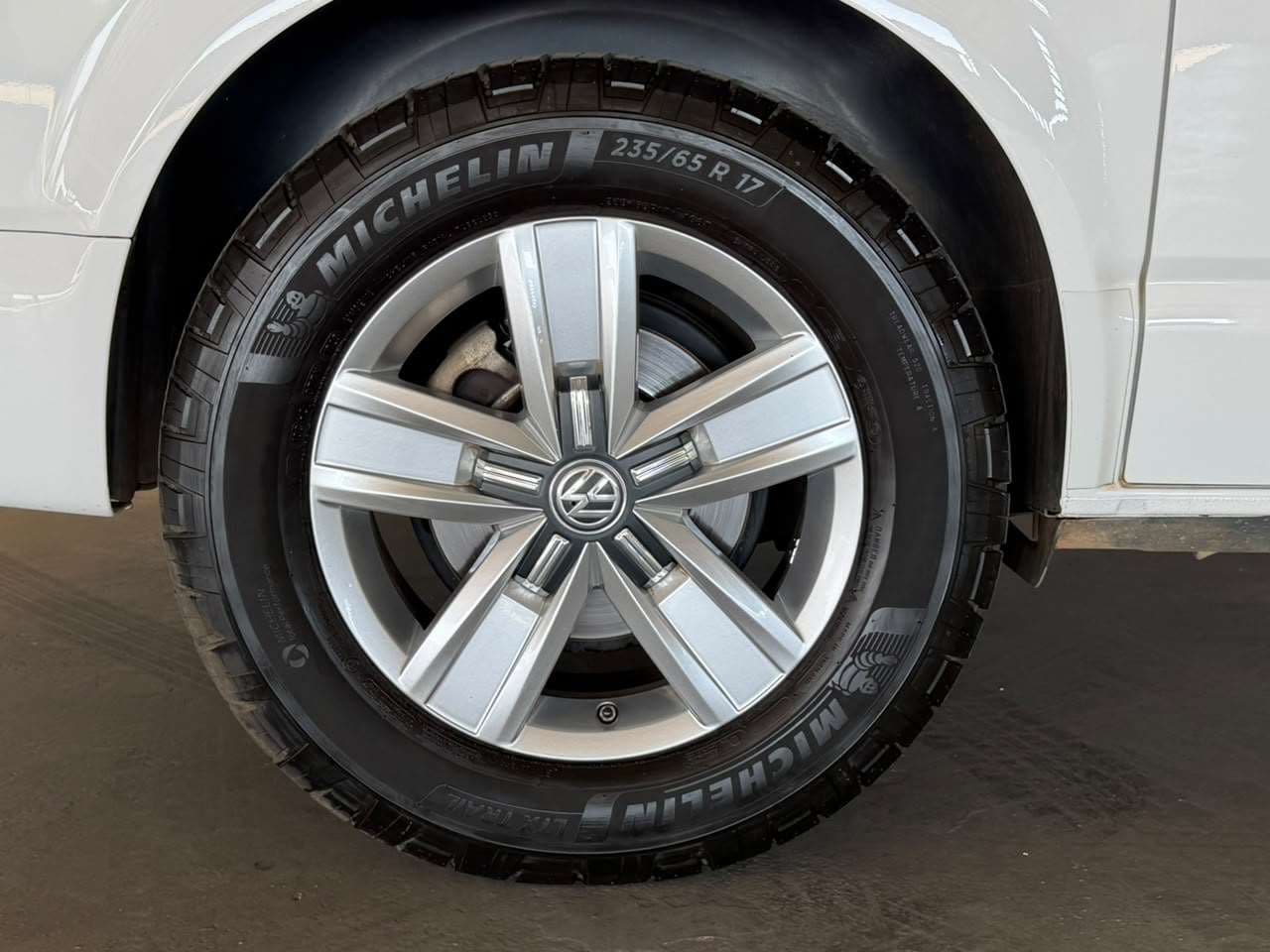 2022 Volkswagen T6.1 Kombi, image 9 of 16