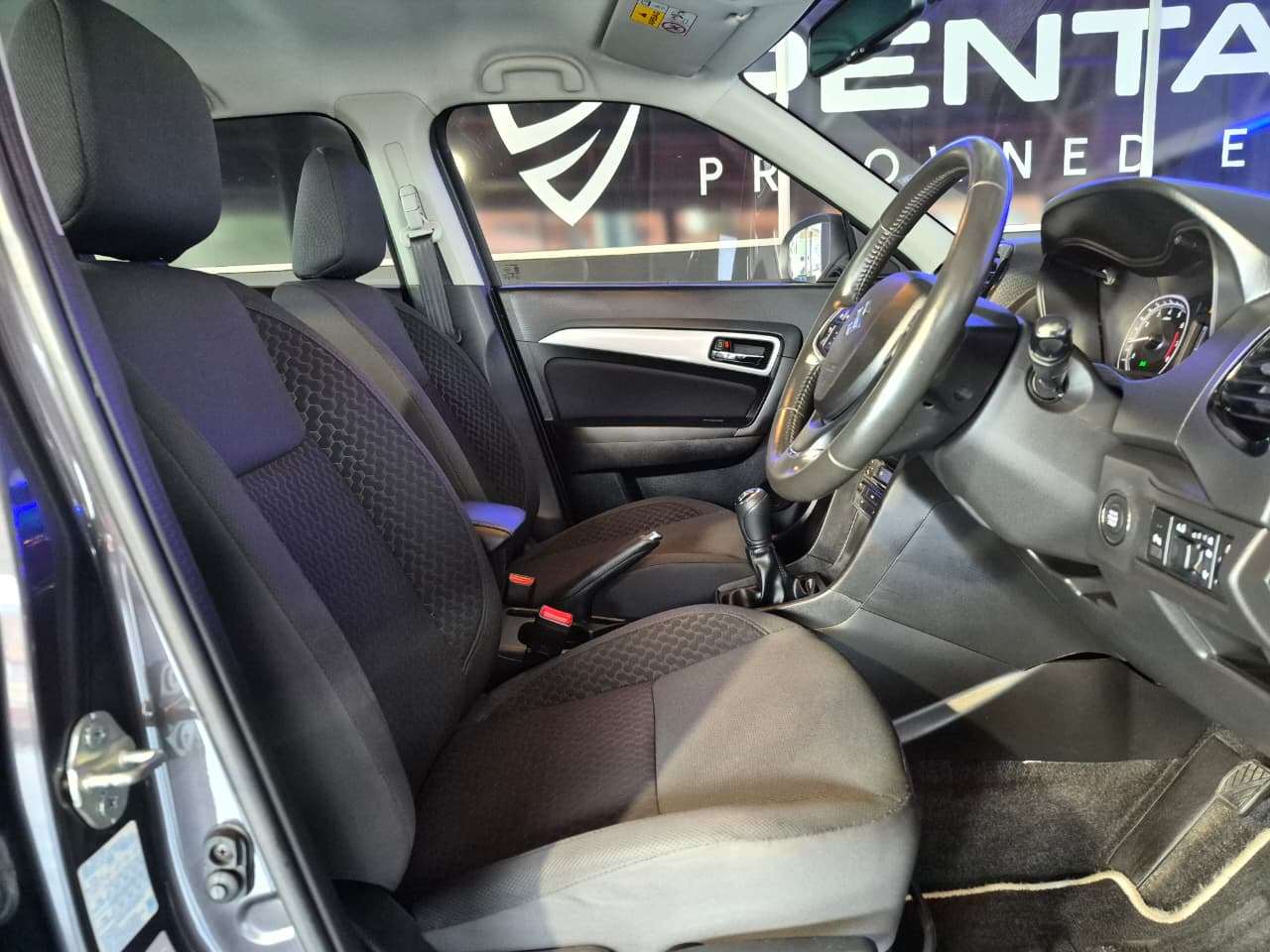 2021 Suzuki Vitara Brezza, image 13 of 16