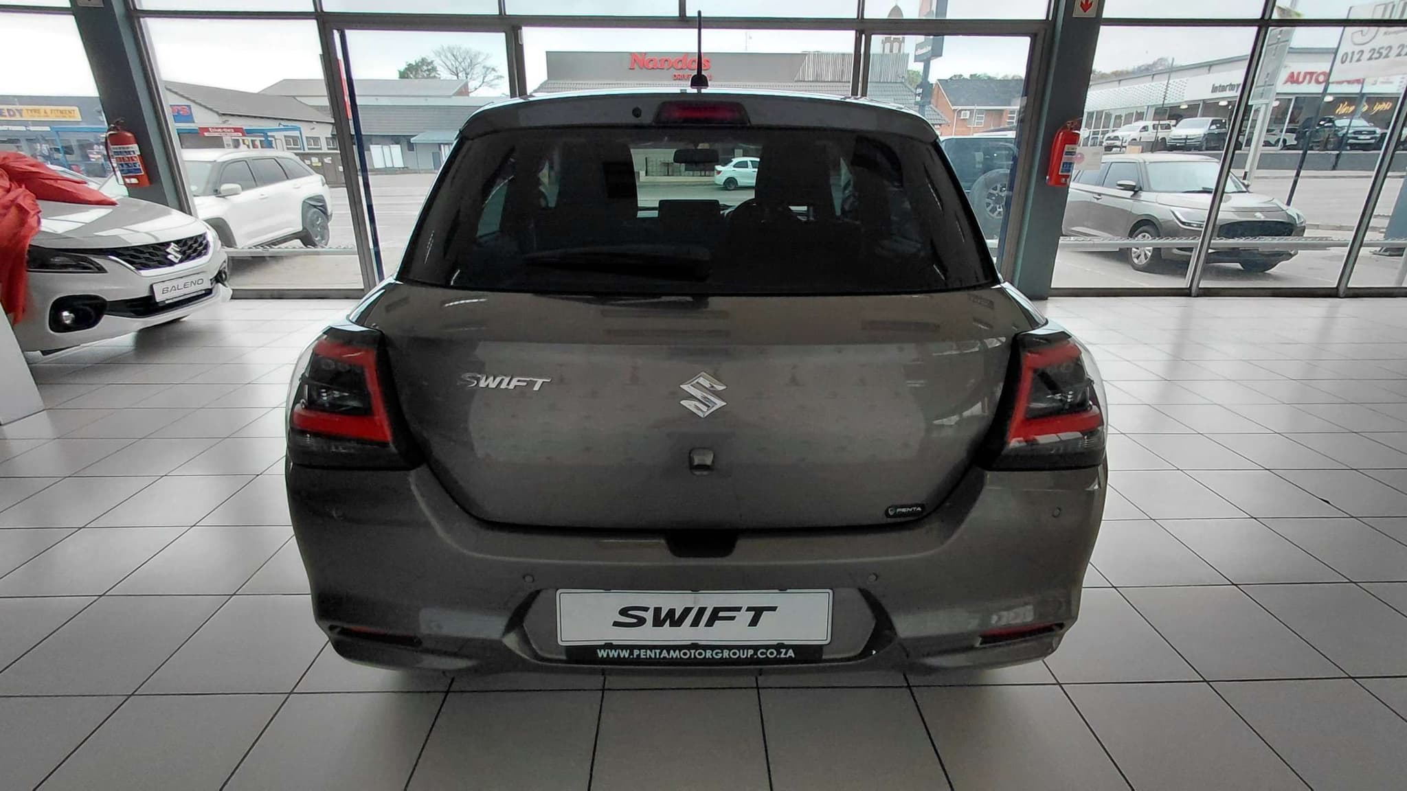 2026 Suzuki Swift, image 4 of 8