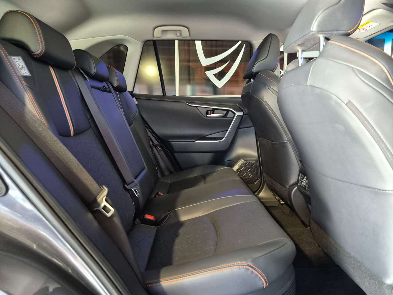 2023 Toyota Rav 4, image 14 of 16