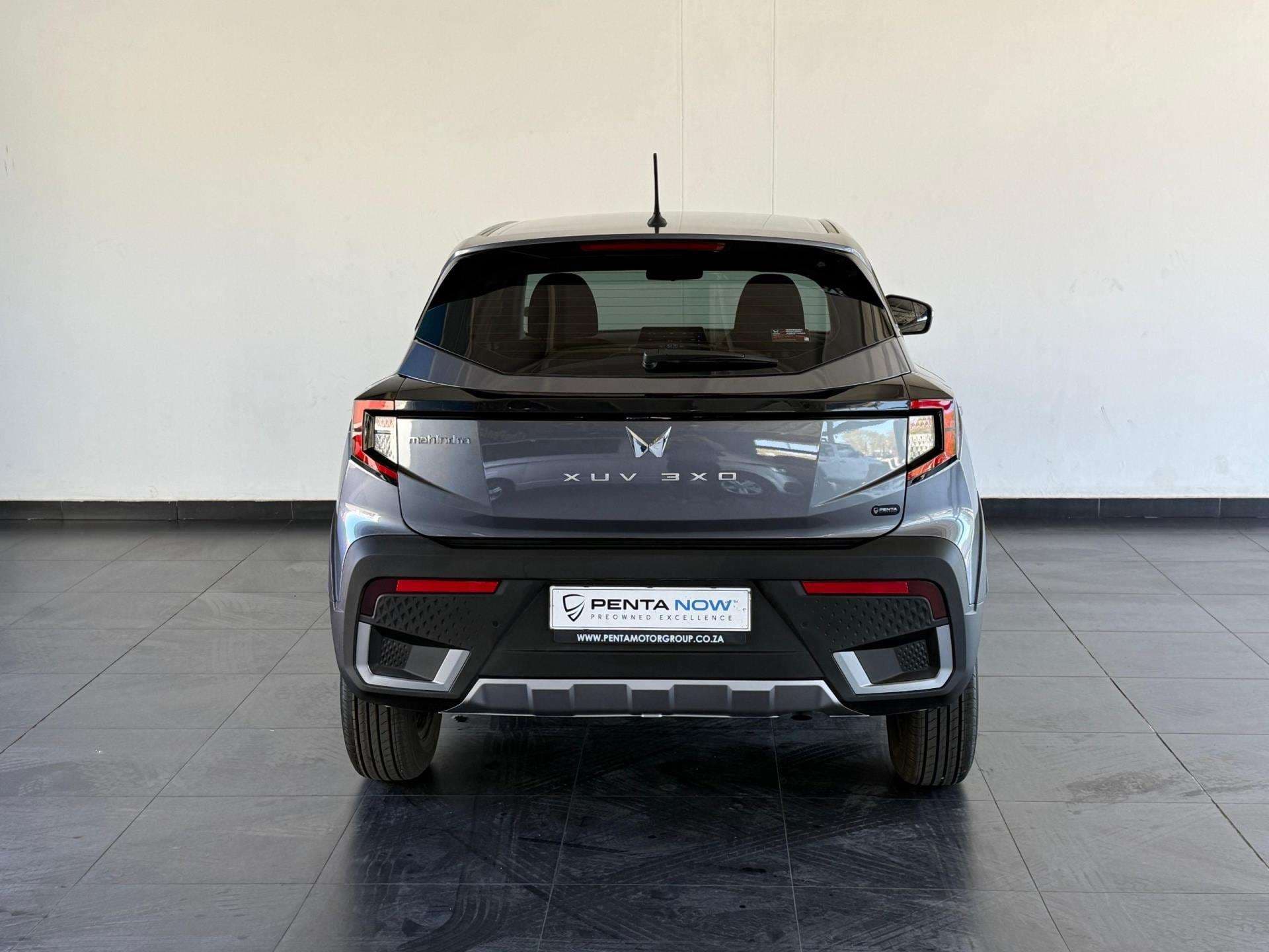2026 Mahindra Xuv3x0, image 7 of 16