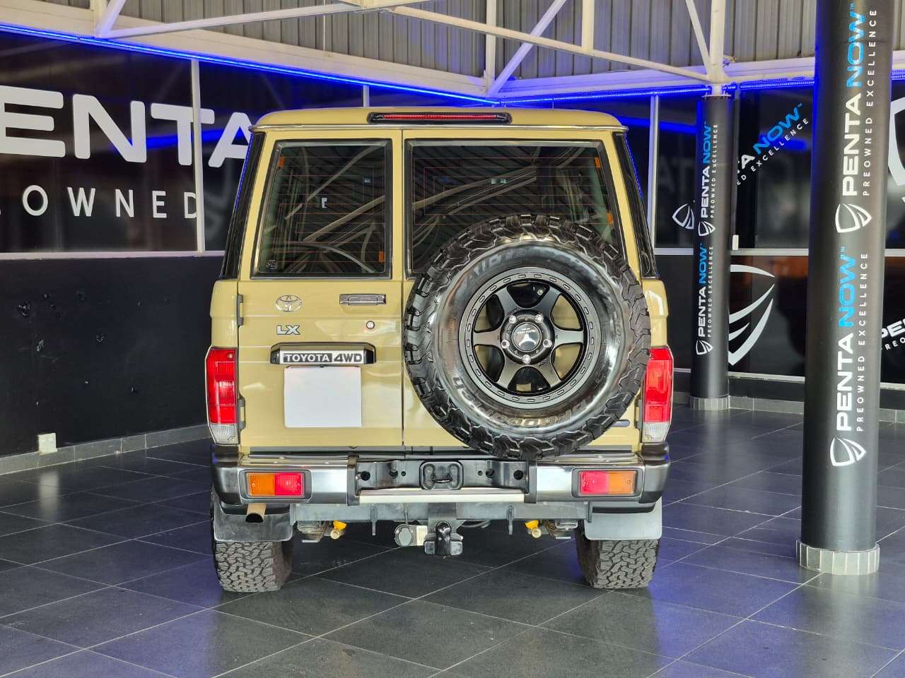 2025 Toyota Landcruiser, image 5 of 16