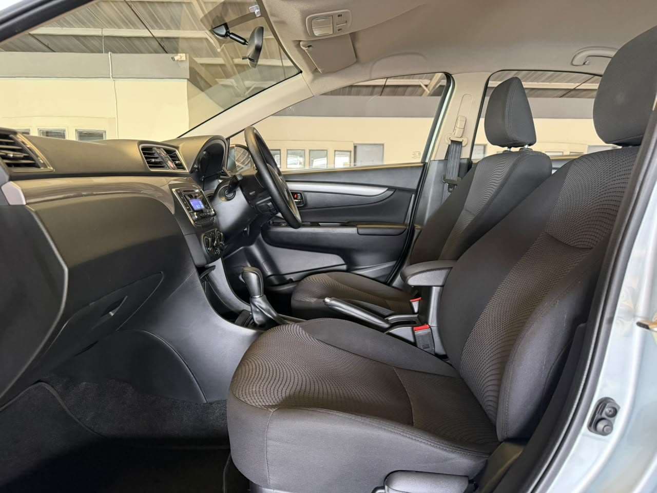 2025 Suzuki Ciaz, image 12 of 16