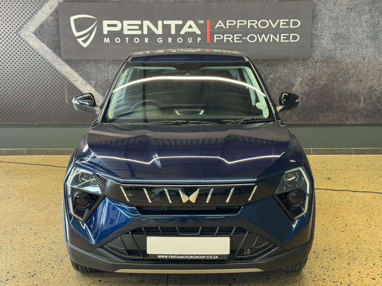 2026 Mahindra Xuv3x0, image 8 of 15