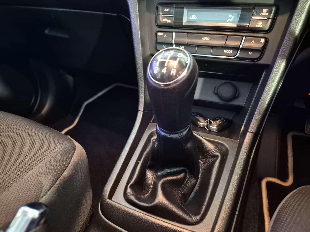 2021 Suzuki Vitara Brezza, image 9 of 16