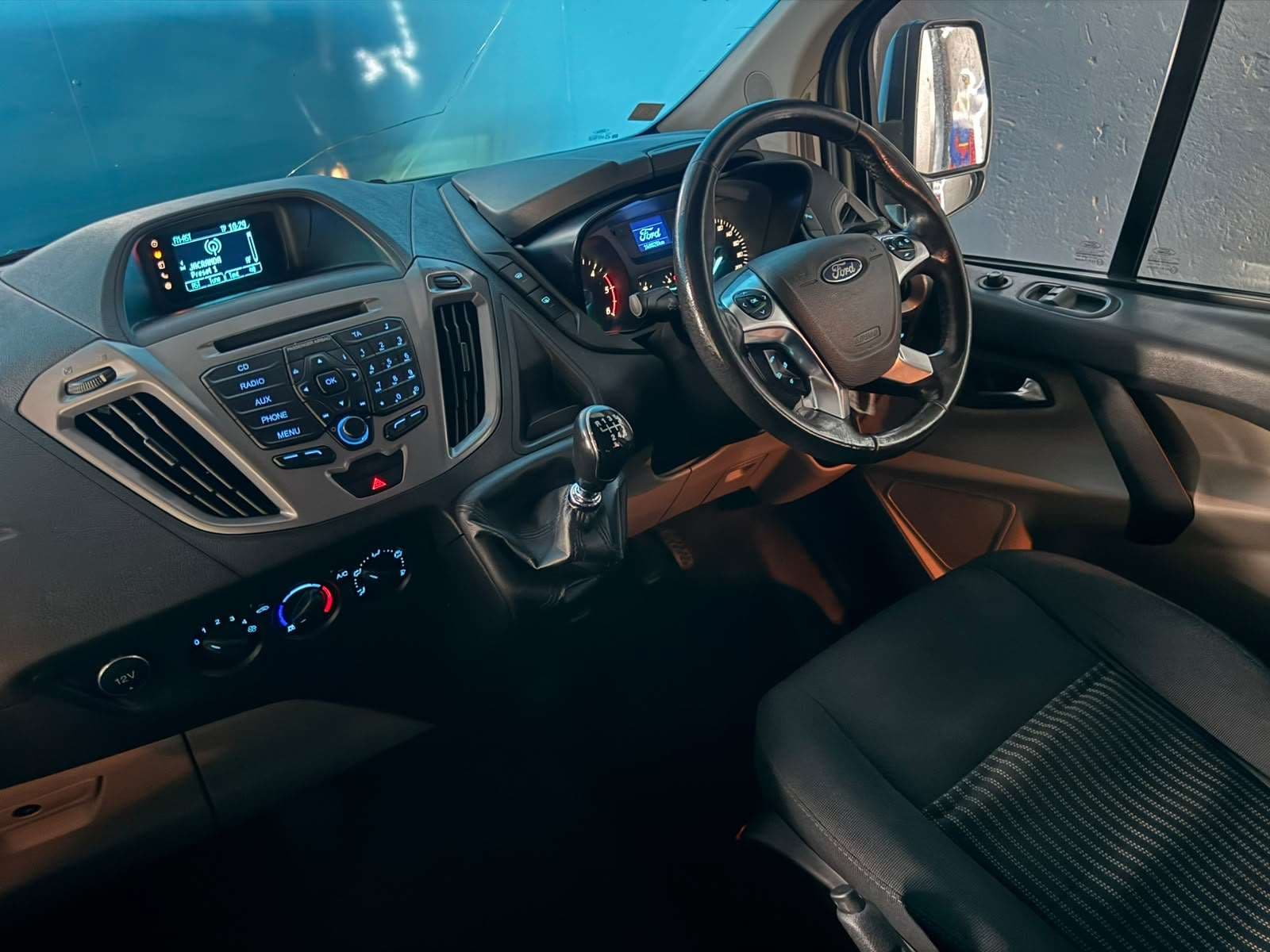 2018 Ford Tourneo Custom, image 6 of 16