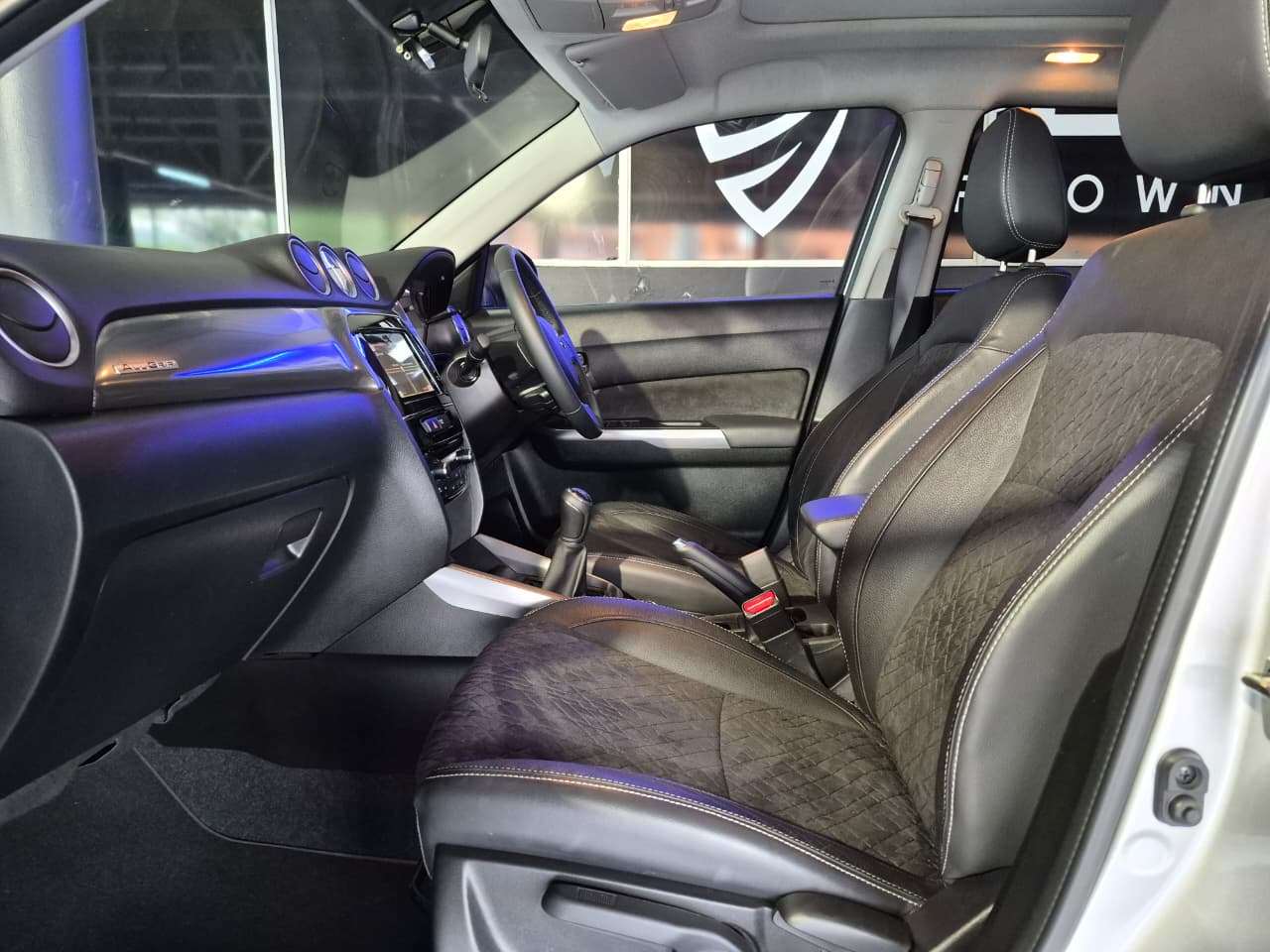 2024 Suzuki Vitara, image 11 of 16
