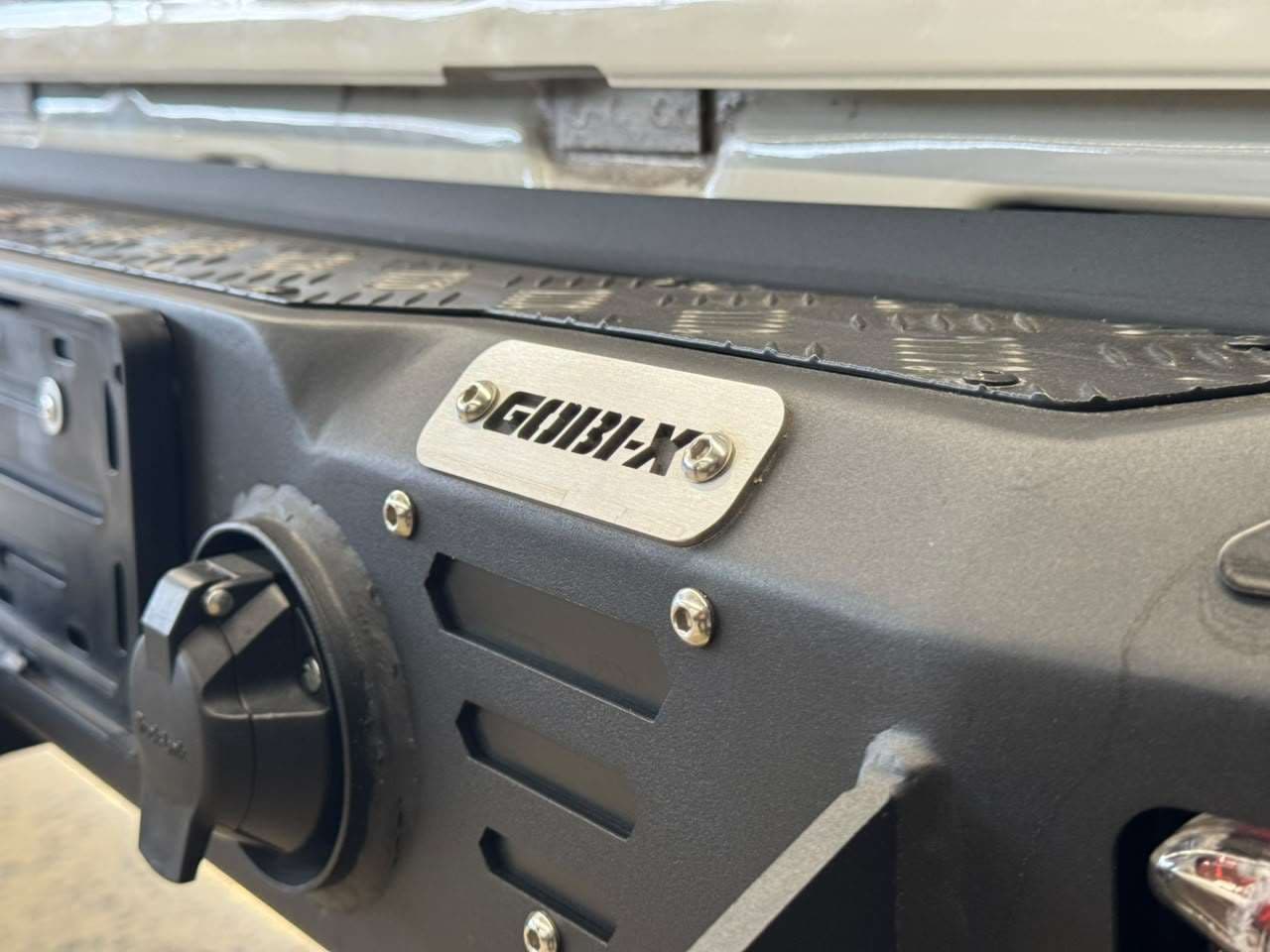2026 Toyota Land Cruiser Pick Up, image 14 of 15