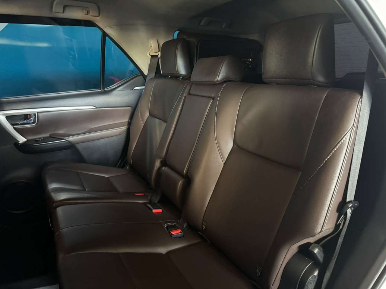 2020 Toyota Fortuner, image 12 of 16