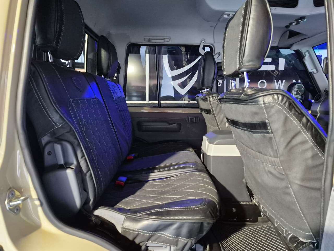 2025 Toyota Land Cruiser, image 14 of 16