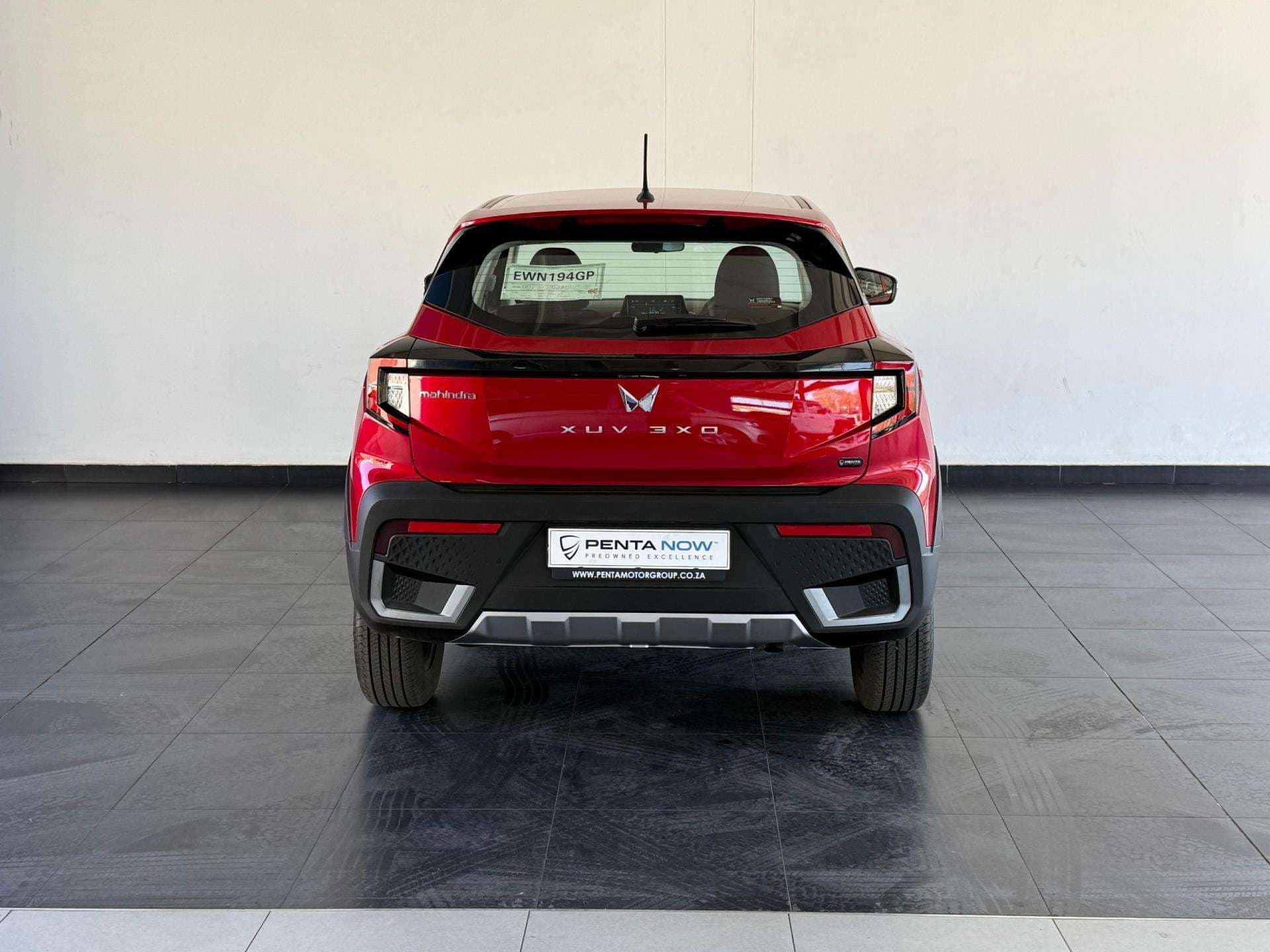 2026 Mahindra Xuv3x0, image 7 of 16