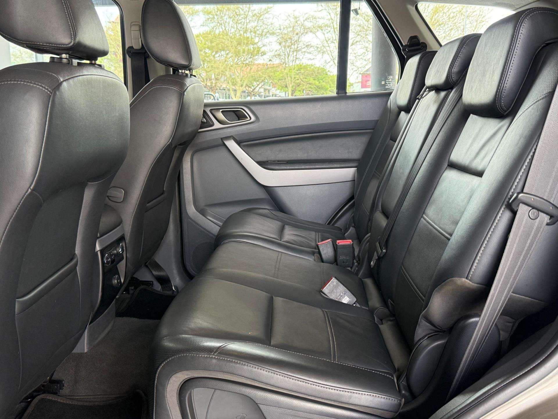2018 Ford Everest, image 16 of 16