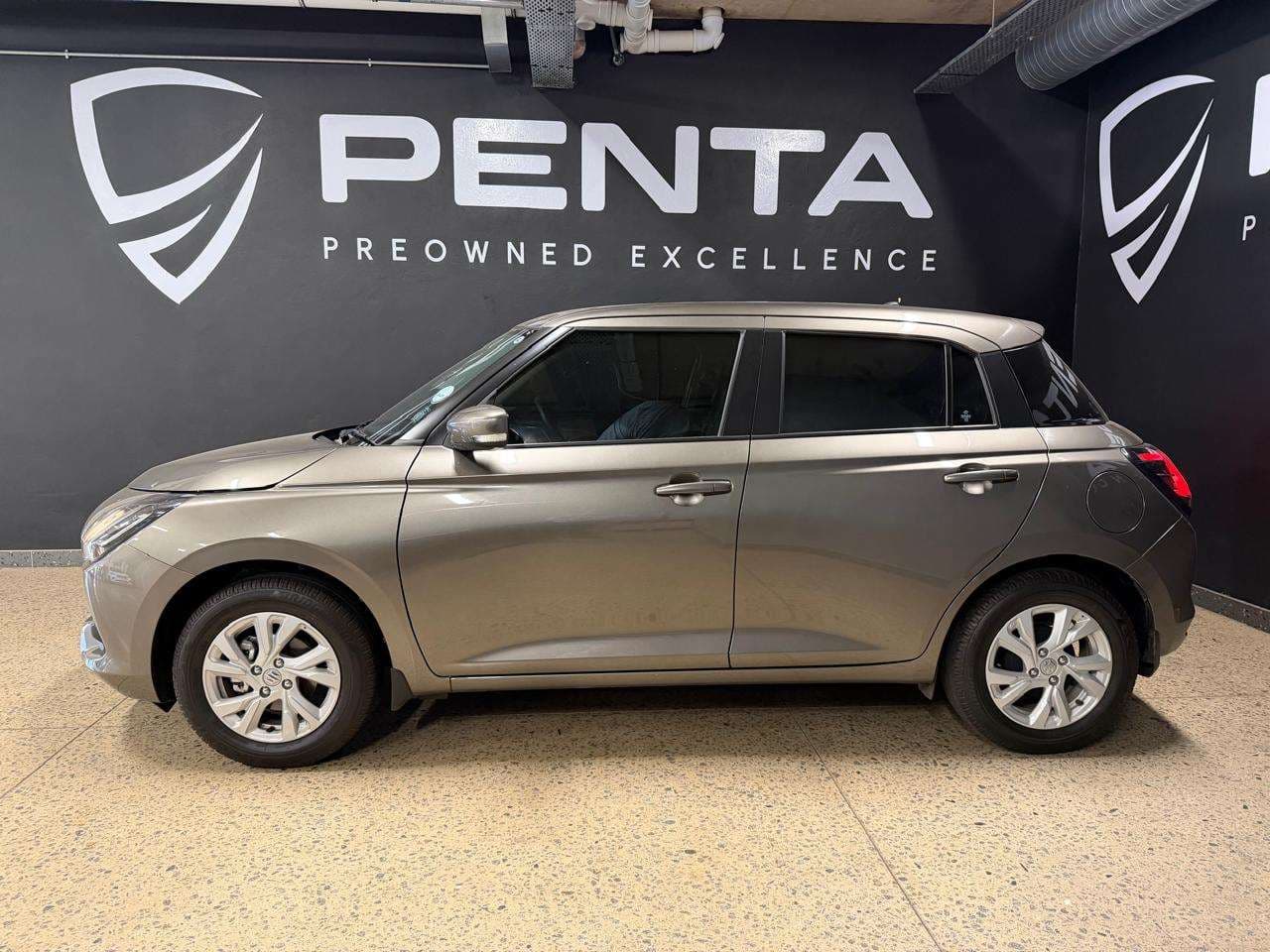 2026 Suzuki Swift, image 10 of 16