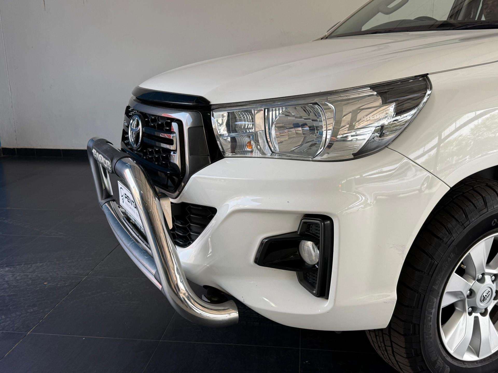 2019 Toyota Hilux, image 10 of 16