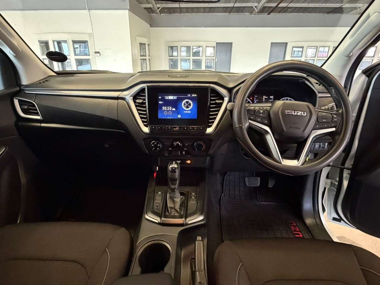 2024 Isuzu D-max, image 12 of 16