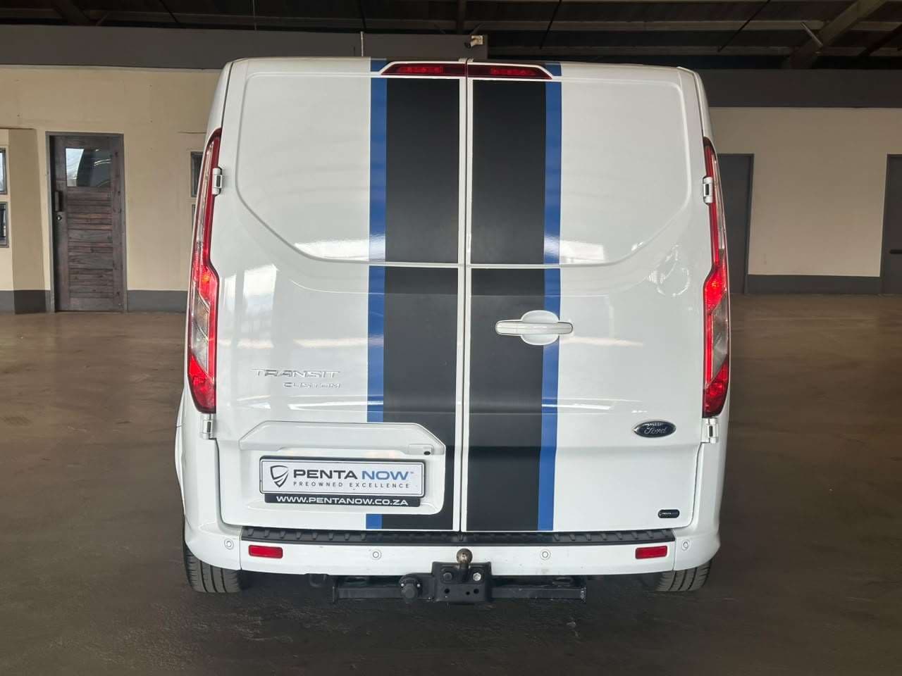 2022 Ford Transit, image 4 of 16