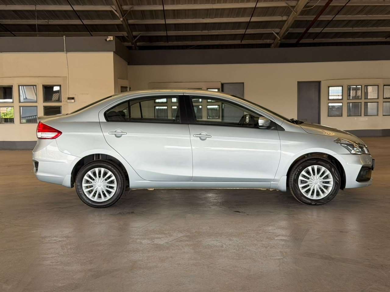 2025 Suzuki Ciaz, image 6 of 16