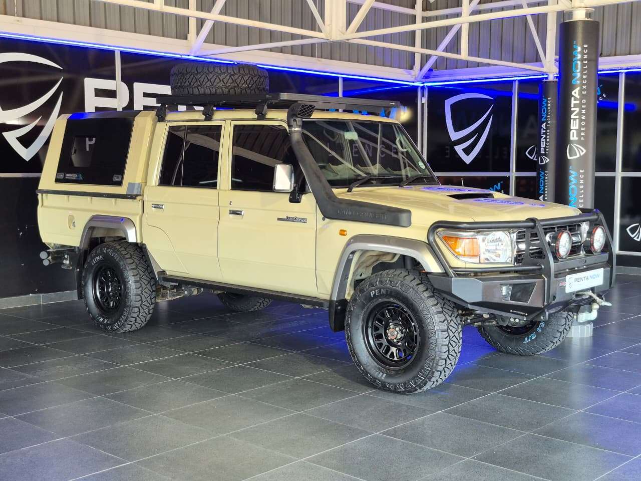 2023 Toyota Land Cruiser, image 3 of 16